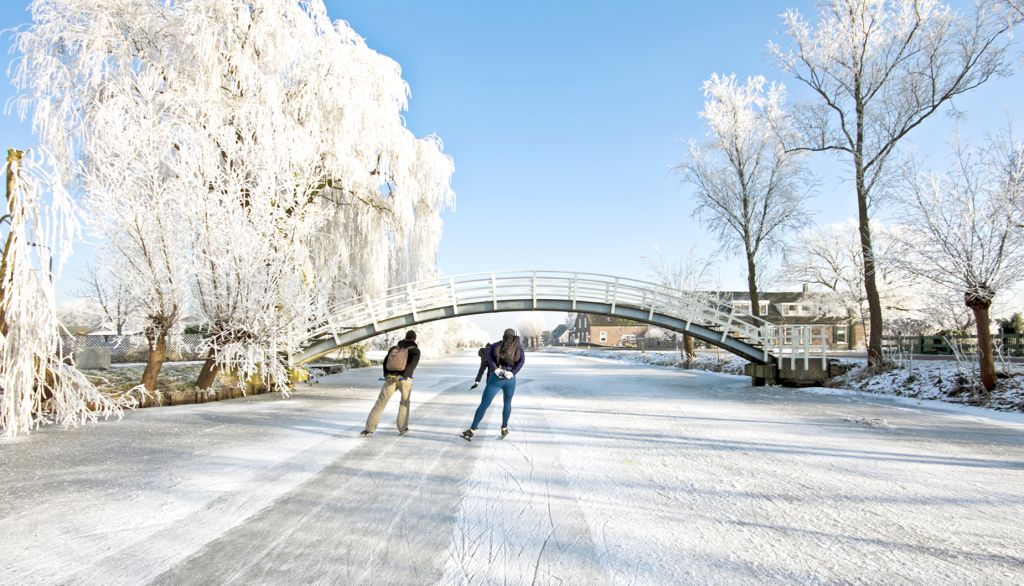 international-enjoy-life-skating-1850×1060-1