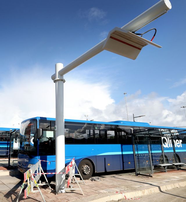 mobility-qbuzz_oplaadpaal-975×1060-1
